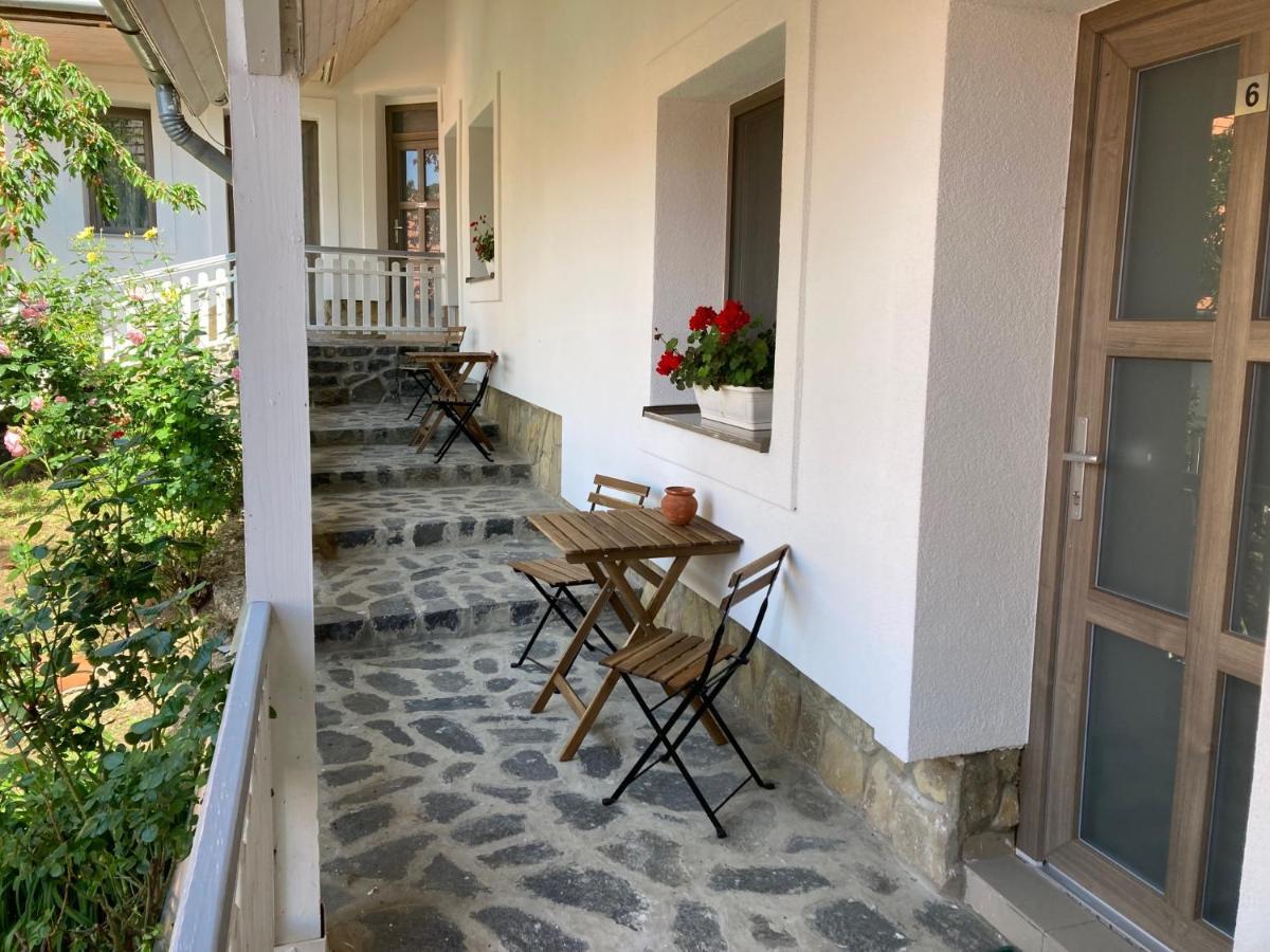 Fogadó a Két Tölgyfához Sümeg Extérieur photo