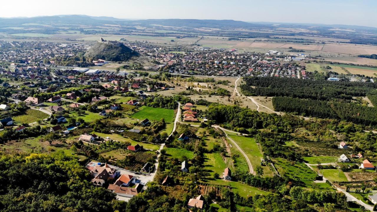 Fogadó a Két Tölgyfához Sümeg Extérieur photo